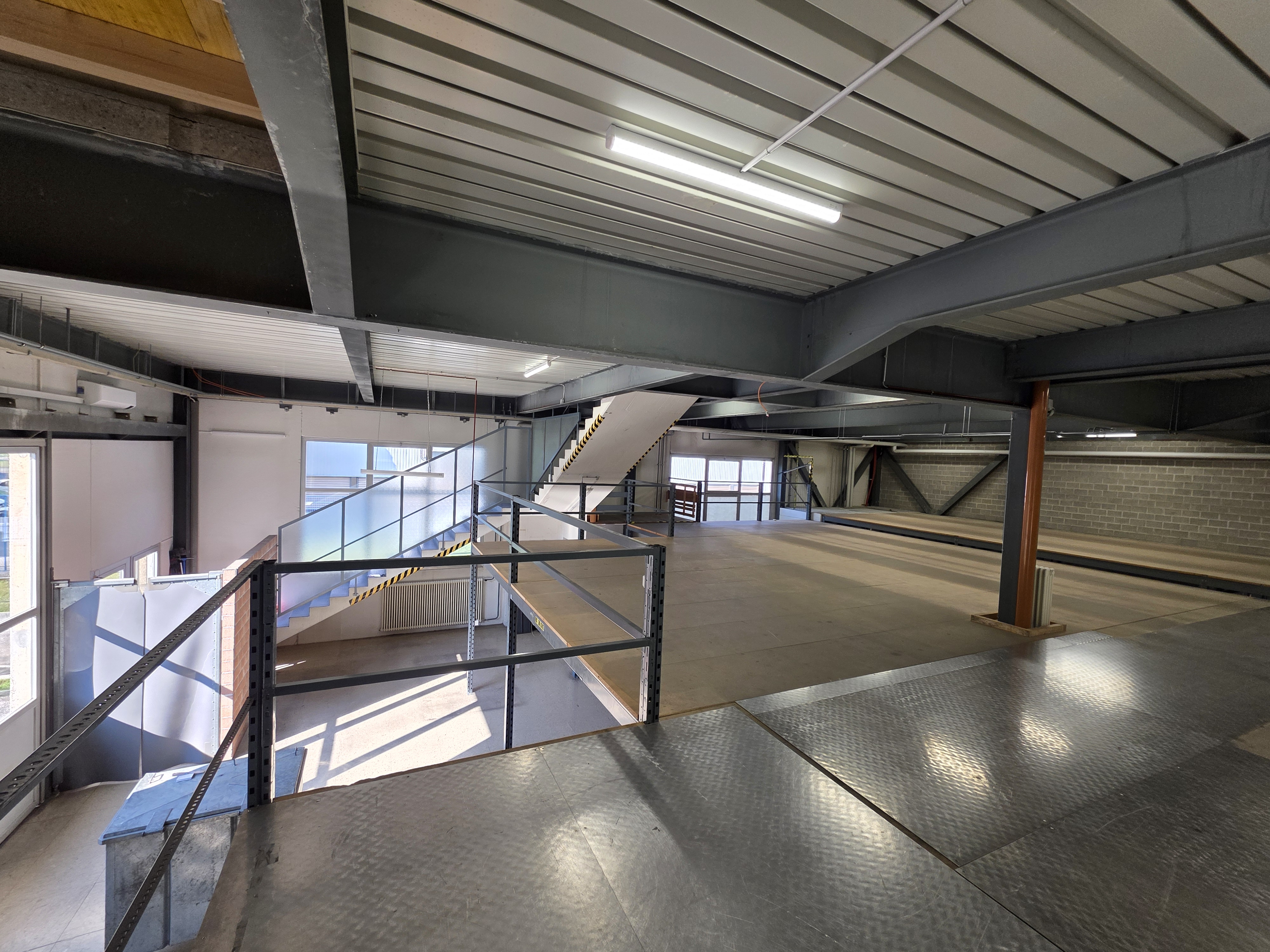 Magazzino Soppalco 3